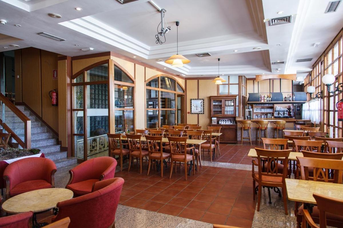 Hotel El Gamo Tragacete Bagian luar foto