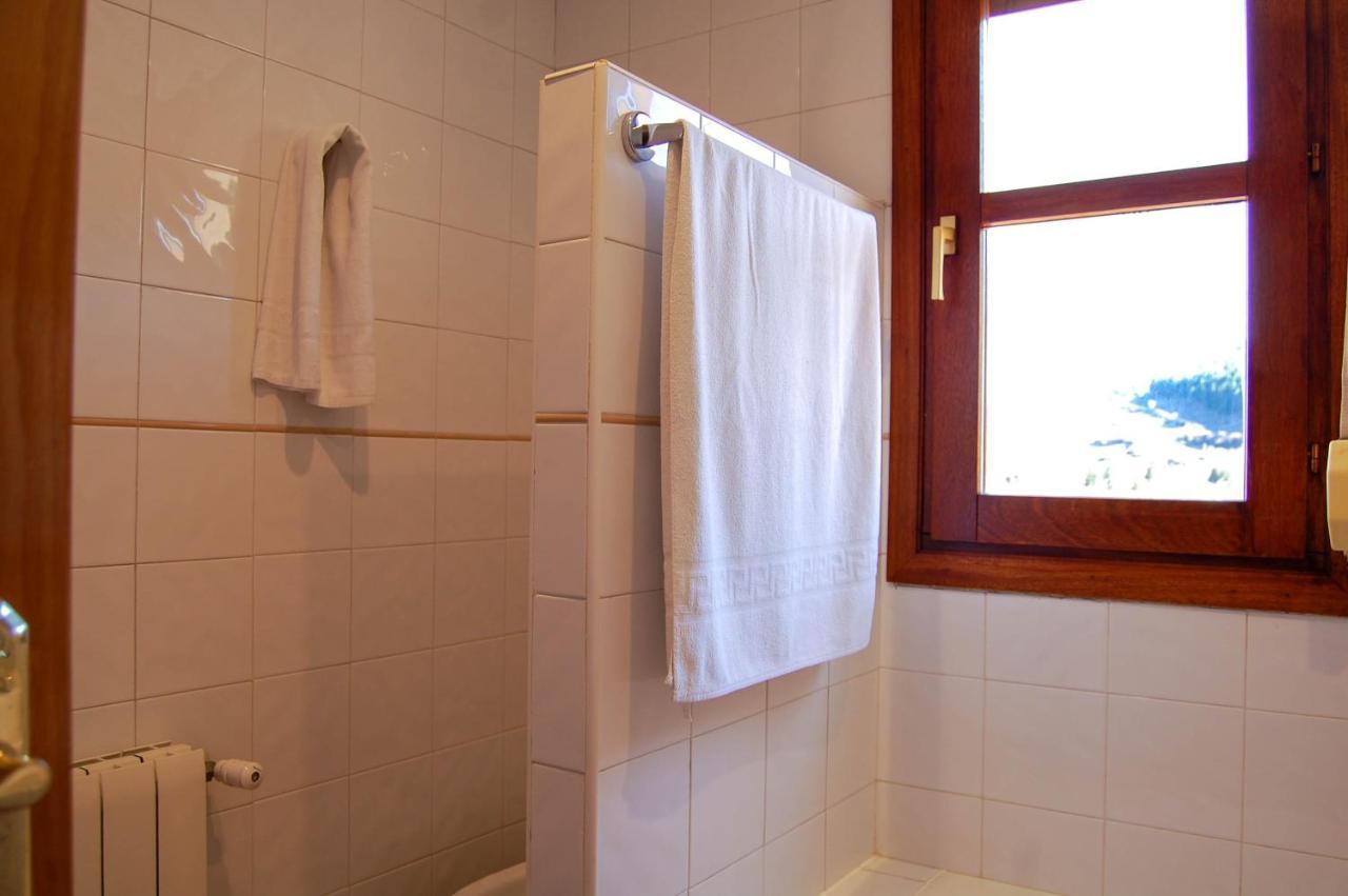 Hotel El Gamo Tragacete Bagian luar foto