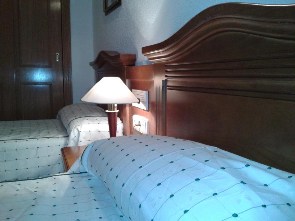 Hotel El Gamo Tragacete Bagian luar foto